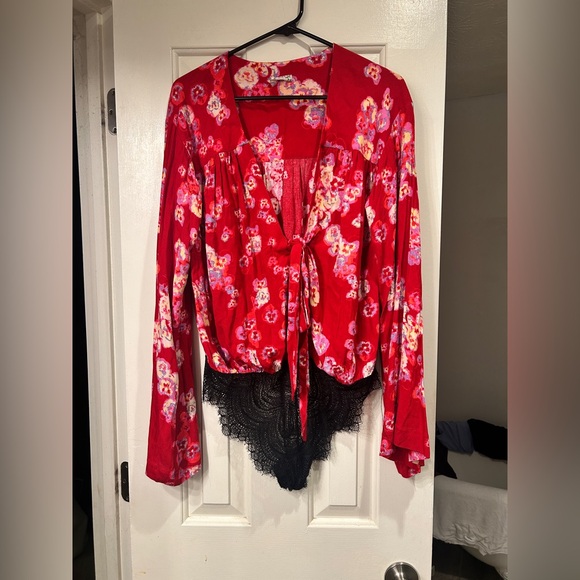 Intimately Free People Forties Feels Floral Bell Sleeve Lace Bodysuit Small - Picture 3 of 9